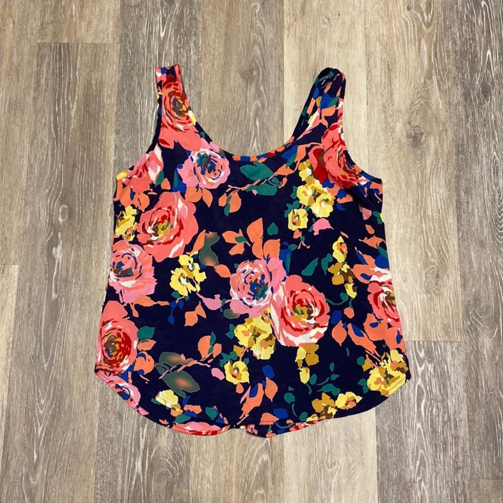 Tank Top - Picture 2 of 8